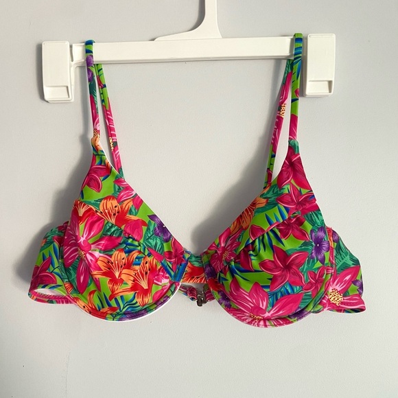 Tropical Floral Print Bikini - Picture 6 of 10